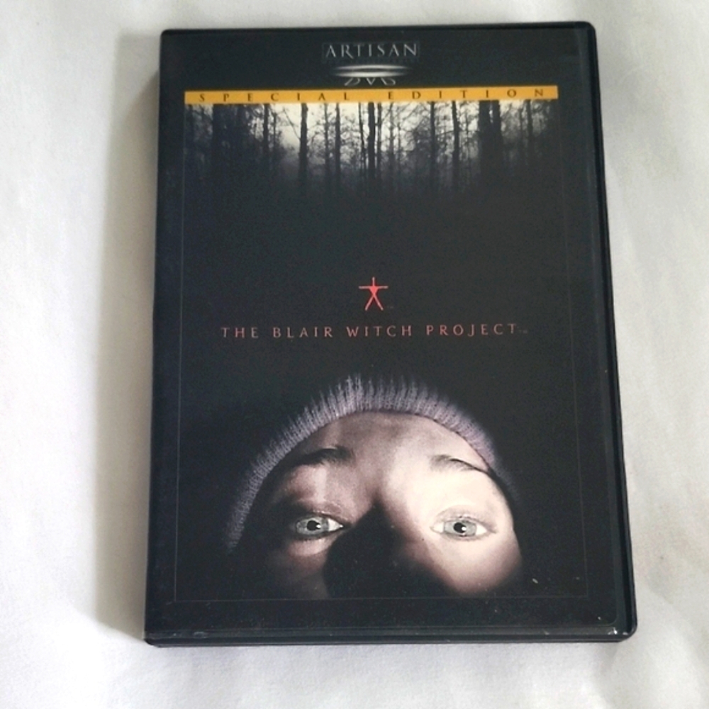 3/$10 Artisan The Blair Witch Project DVD - Black and Gray